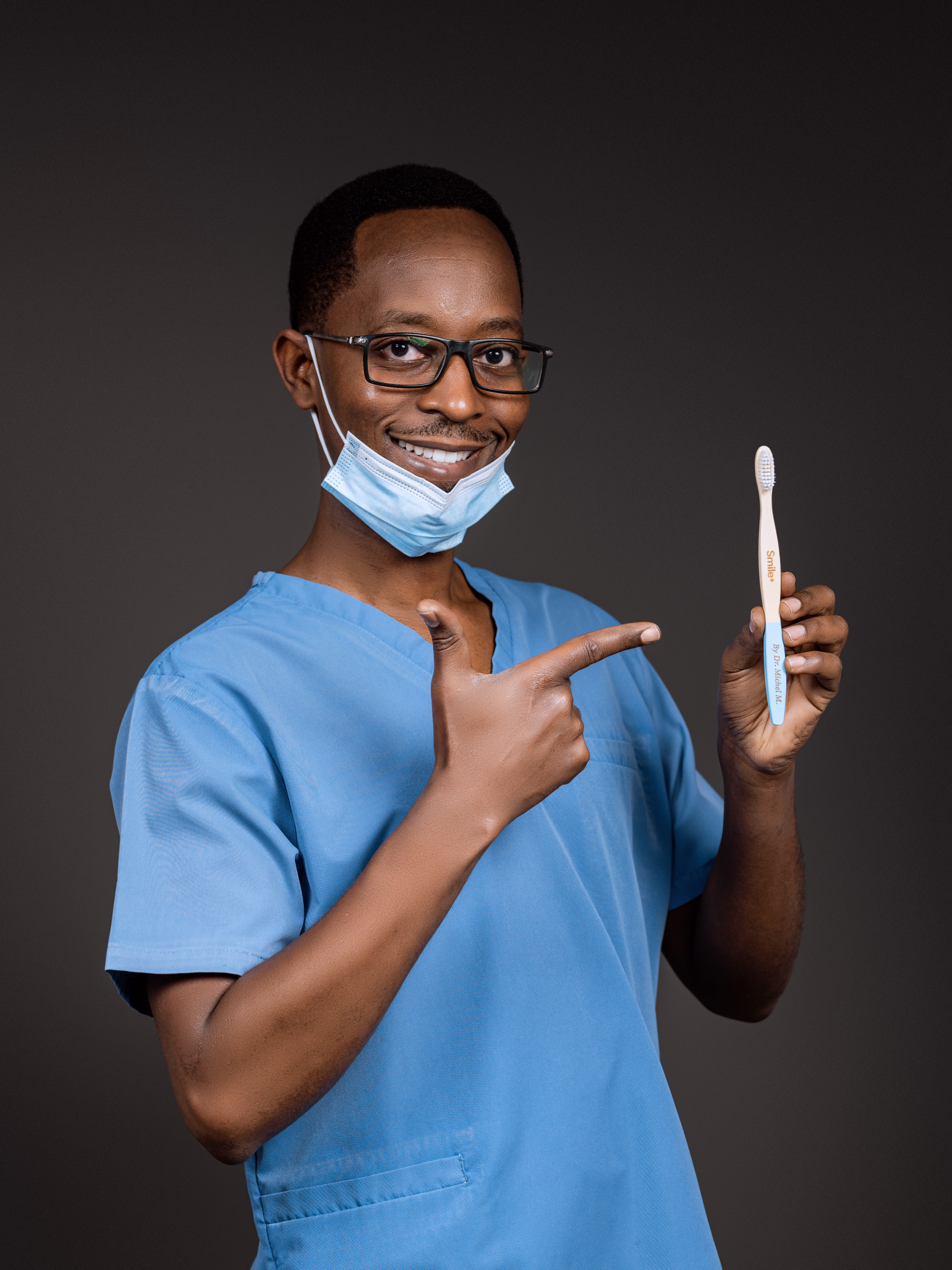 Dr. Michel Mbonimana